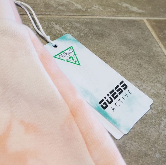 NWT GUESS Active Women's Pink Tie Dye Mini Skirt - Picture 4 of 7